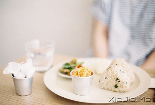 早安心语:不沉溺幻想,不庸人自扰 (4)