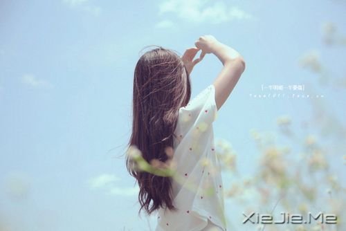 爱情不是什么,只是类似坚强